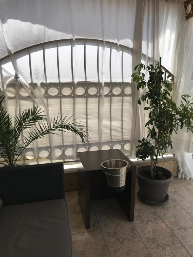 White Rose Guest Rooms 布尔加斯 外观 照片