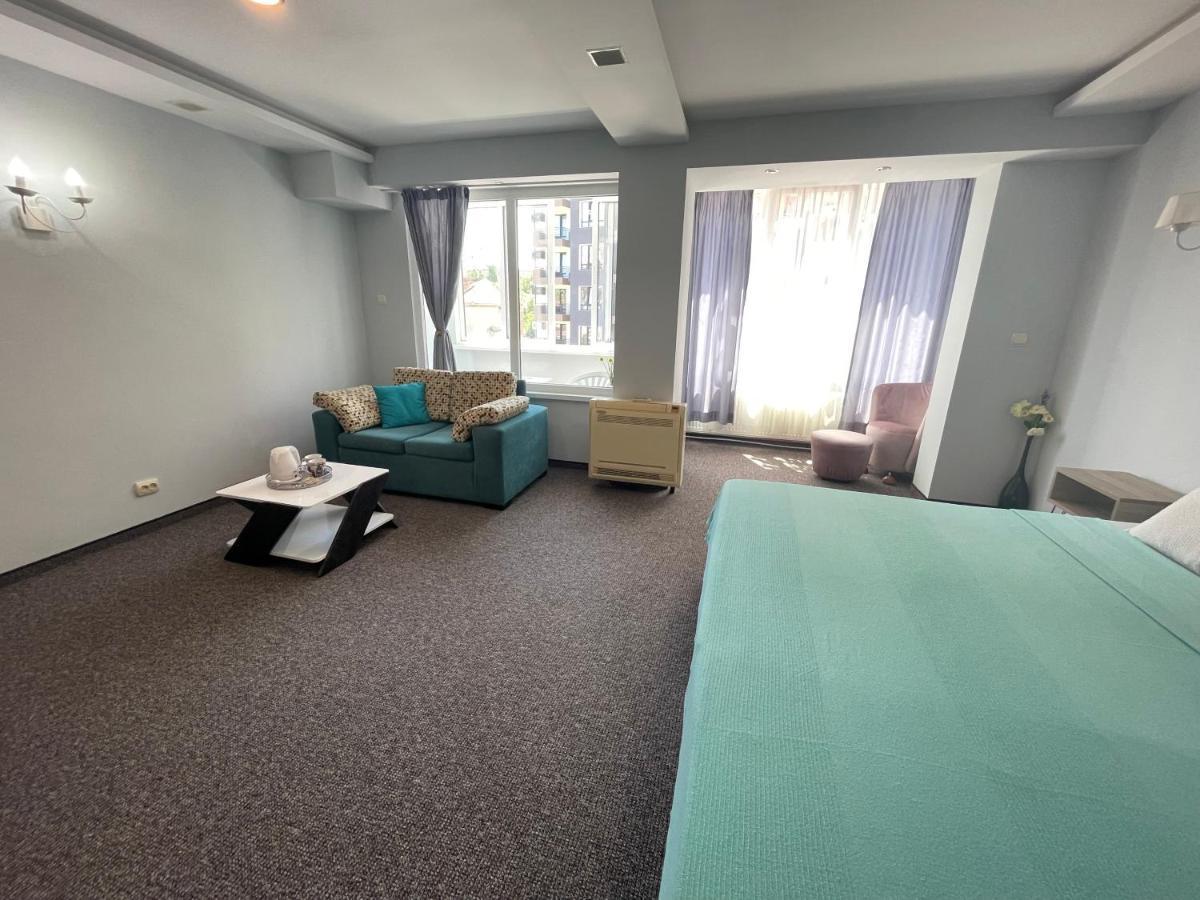 White Rose Guest Rooms 布尔加斯 外观 照片